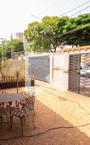 Casa para alugar com 450m², 5 quartos e sem vagaVaranda