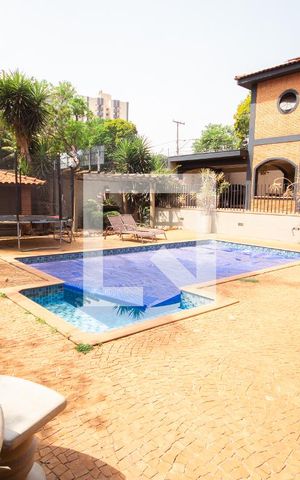 Casa para alugar com 450m², 5 quartos e sem vagaPiscina