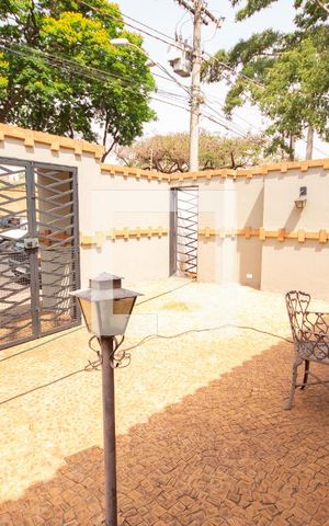 Casa para alugar com 450m², 5 quartos e sem vagaVaranda