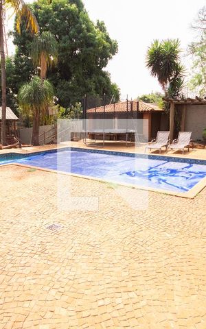 Casa para alugar com 450m², 5 quartos e sem vagaPiscina