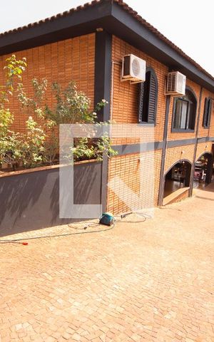 Casa para alugar com 450m², 5 quartos e sem vagaGaragem