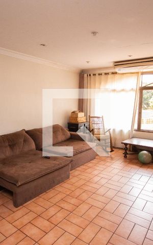 Casa para alugar com 450m², 5 quartos e sem vagaSala