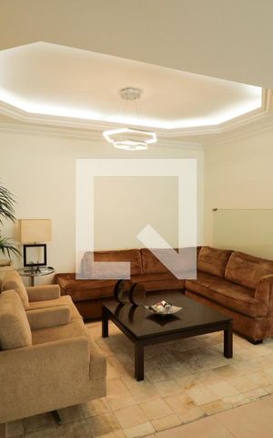 Casa à venda com 350m², 4 quartos e 5 vagasSala 1