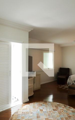 Casa à venda com 350m², 4 quartos e 5 vagasSuíte 4