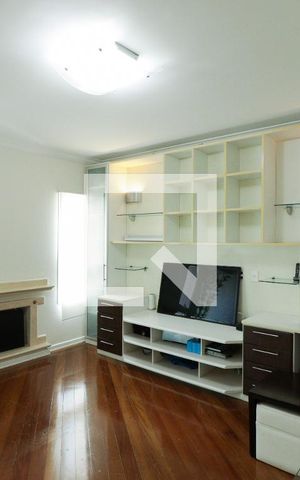 Casa à venda com 350m², 4 quartos e 5 vagasSala 2