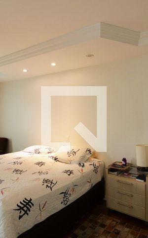 Casa à venda com 350m², 4 quartos e 5 vagasSuíte 4
