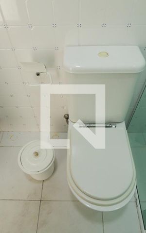 Casa à venda com 350m², 4 quartos e 5 vagasBanheiro Externo