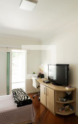 Casa à venda com 350m², 4 quartos e 5 vagasSuíte 3