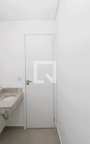 Apartamento para alugar com 47m², 2 quartos e sem vagaBanheiro