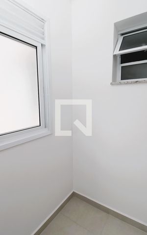 Apartamento para alugar com 47m², 2 quartos e sem vagaÁrea de Serviço