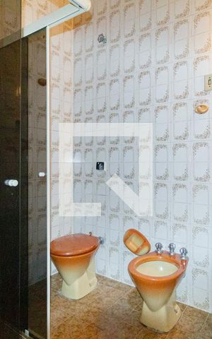 Casa à venda com 125m², 2 quartos e 2 vagasBanheiro 1