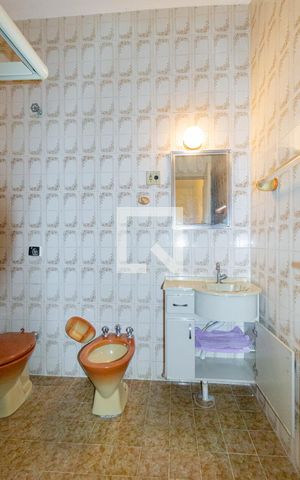 Casa à venda com 125m², 2 quartos e 2 vagasBanheiro 1
