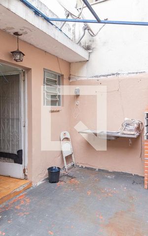 Casa à venda com 125m², 2 quartos e 2 vagasQuintal