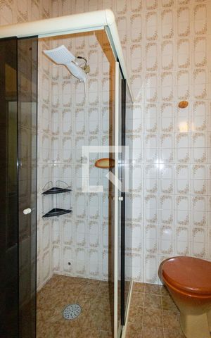 Casa à venda com 125m², 2 quartos e 2 vagasBanheiro 1