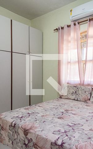 Casa à venda com 300m², 5 quartos e 3 vagas Casa à venda com 300m², 5 quartos e 3 vagasQuarto 1