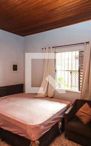 Casa à venda com 400m², 2 quartos e sem vaga Casa à venda com 400m², 2 quartos e sem vagaQuarto 1