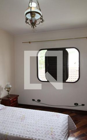 Casa à venda com 462m², 6 quartos e 6 vagasQuarto 3