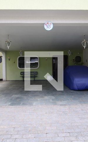 Casa à venda com 462m², 6 quartos e 6 vagasGaragem