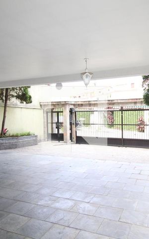 Casa à venda com 462m², 6 quartos e 6 vagasGaragem