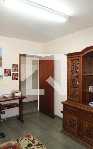 Casa à venda com 462m², 6 quartos e 6 vagasQuarto 1