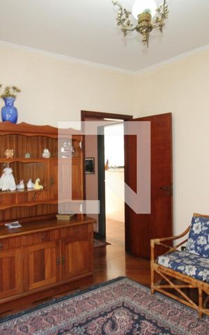 Casa à venda com 462m², 6 quartos e 6 vagasSala 2
