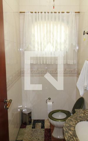 Casa à venda com 462m², 6 quartos e 6 vagasLavabo