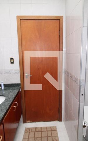 Casa à venda com 462m², 6 quartos e 6 vagasBanheiro 2