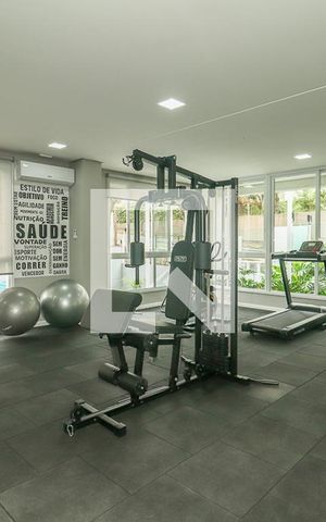 Apartamento à venda com 91m², 3 quartos e 2 vagas Apartamento à venda com 91m², 3 quartos e 2 vagasÁrea comum - Academia