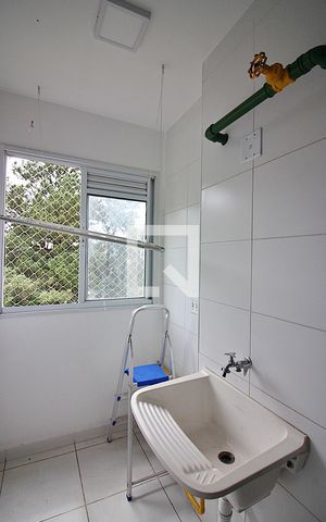 Apartamento para alugar com 48m², 2 quartos e 1 vagaCozinha e Área de Serviço