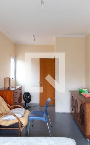 Casa à venda com 263m², 3 quartos e 2 vagas Casa à venda com 263m², 3 quartos e 2 vagasQuarto Suíte 1
