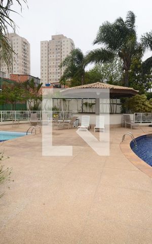 Apartamento à venda com 140m², 4 quartos e 2 vagasÁrea comum - Piscina