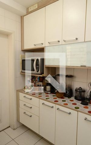 Apartamento à venda com 140m², 4 quartos e 2 vagasCopa