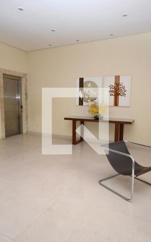 Apartamento à venda com 140m², 4 quartos e 2 vagasHall social