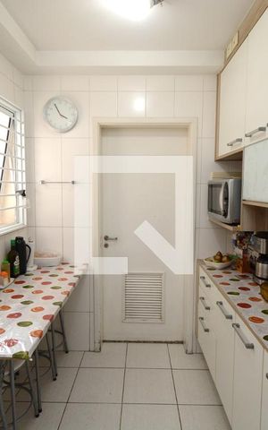 Apartamento à venda com 140m², 4 quartos e 2 vagasCopa