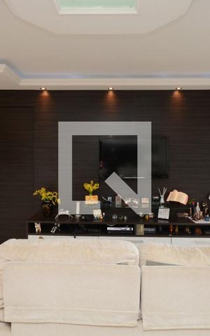Apartamento à venda com 140m², 4 quartos e 2 vagasSala