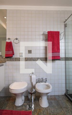 Apartamento à venda com 552m², 5 quartos e 5 vagas Apartamento à venda com 552m², 5 quartos e 5 vagasBanheiro - Quarto