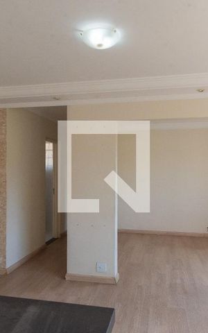 Apartamento à venda com 70m², 2 quartos e 1 vaga Apartamento à venda com 70m², 2 quartos e 1 vagaSala