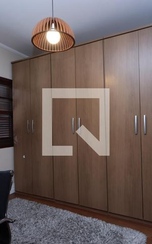 Casa à venda com 325m², 5 quartos e 6 vagasQuarto 4