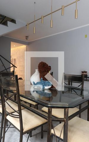 Casa à venda com 325m², 5 quartos e 6 vagasCopa