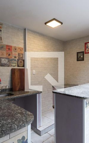 Casa à venda com 325m², 5 quartos e 6 vagasEspaço Gourmet