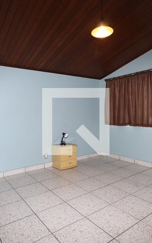 Casa à venda com 325m², 5 quartos e 6 vagasQuarto 5