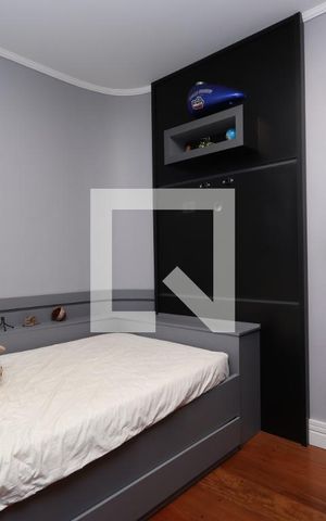Casa à venda com 325m², 5 quartos e 6 vagasQuarto 3