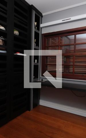 Casa à venda com 325m², 5 quartos e 6 vagasQuarto 3