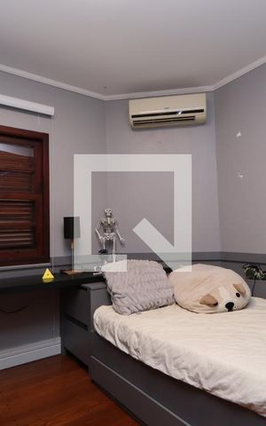 Casa à venda com 325m², 5 quartos e 6 vagasQuarto 3