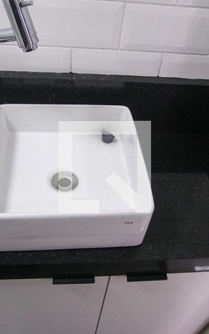 Apartamento para alugar com 25m², 1 quarto e sem vaga Apartamento para alugar com 25m², 1 quarto e sem vagaBanheiro