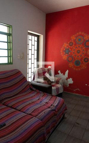 Casa à venda com 605m², 3 quartos e 10 vagas Casa à venda com 605m², 3 quartos e 10 vagasSALA