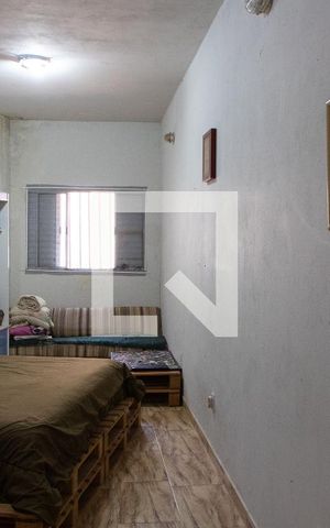 Casa à venda com 605m², 3 quartos e 10 vagas Casa à venda com 605m², 3 quartos e 10 vagasQUARTO 3