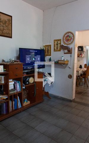 Casa à venda com 605m², 3 quartos e 10 vagas Casa à venda com 605m², 3 quartos e 10 vagasSALA