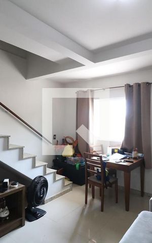 Casa de condomínio à venda com 69m², 2 quartos e 1 vaga Casa de condomínio à venda com 69m², 2 quartos e 1 vagaSala