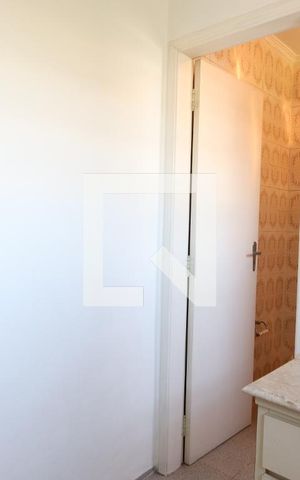 Casa à venda com 250m², 3 quartos e 2 vagasBanheiro da Suíte 2